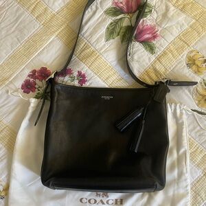 Authentic Coach Black Leather Minimalist Shoulder Bag